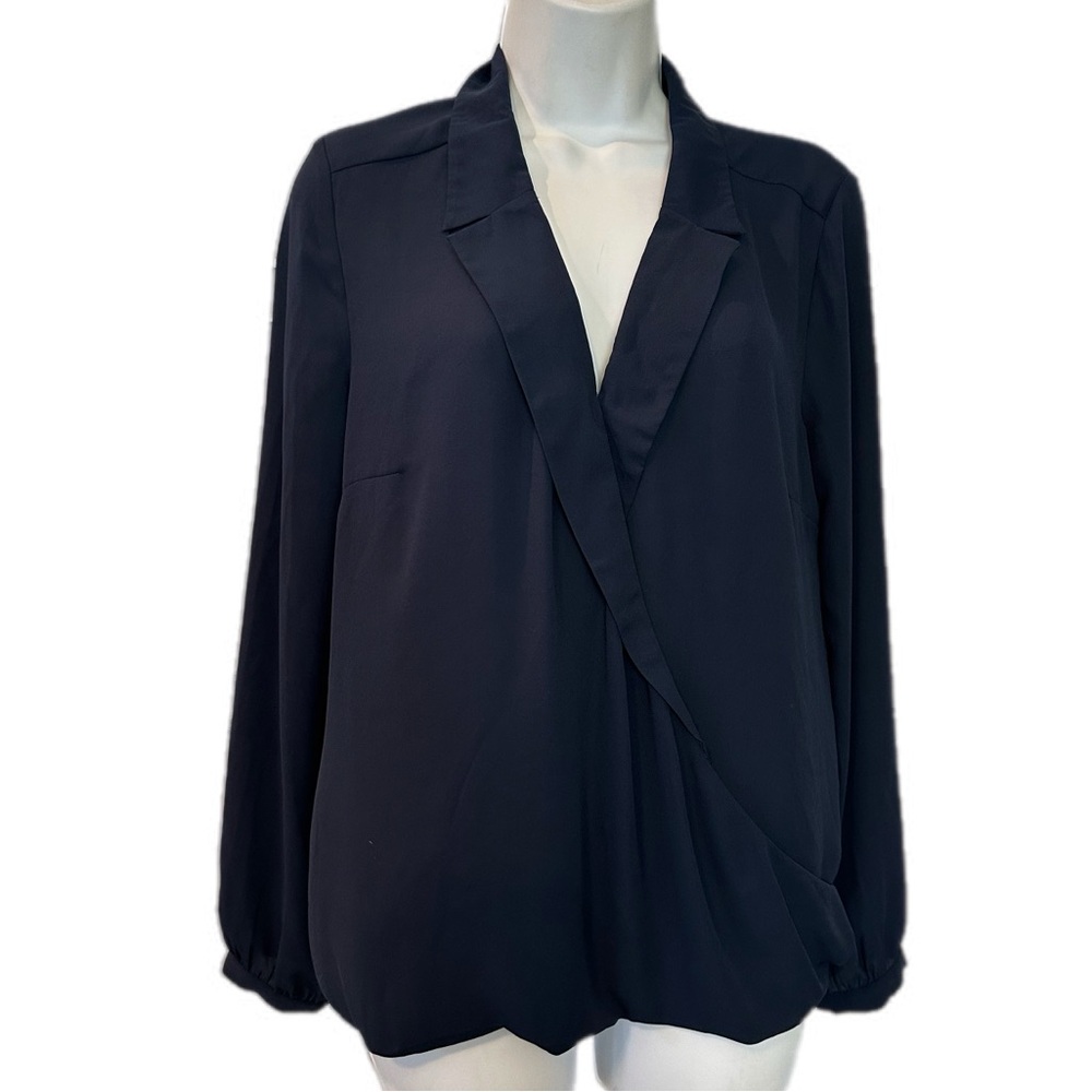 Daniel Rainn Navy Blue top